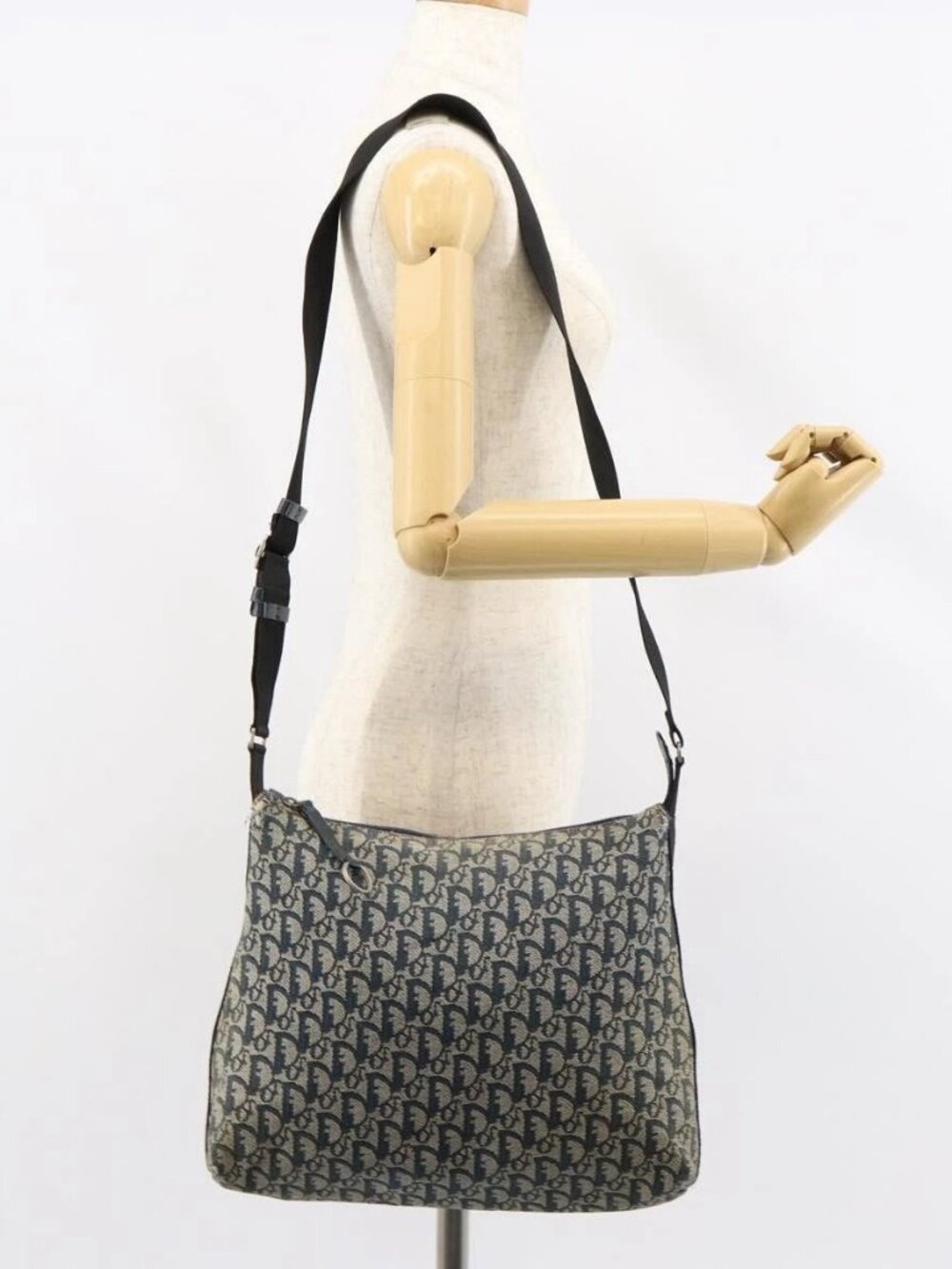 Christian Dior Trotter Canvas Shoulder Bag Navy Silver Auth 147086